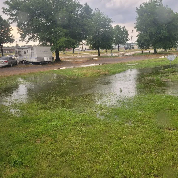 Coahoma County Expo Center RV Park Picture 3