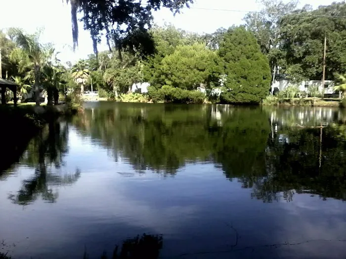 Cedars Lake MH & RV Park Picture 7