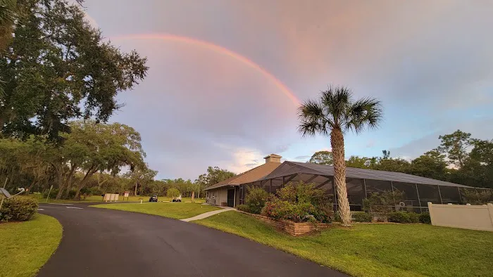 Chassa Oaks RV Resort Picture 4