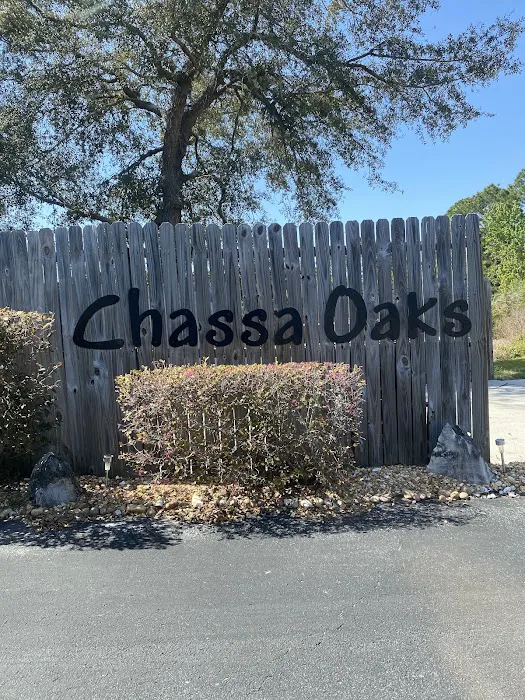 Chassa Oaks RV Resort Picture 10
