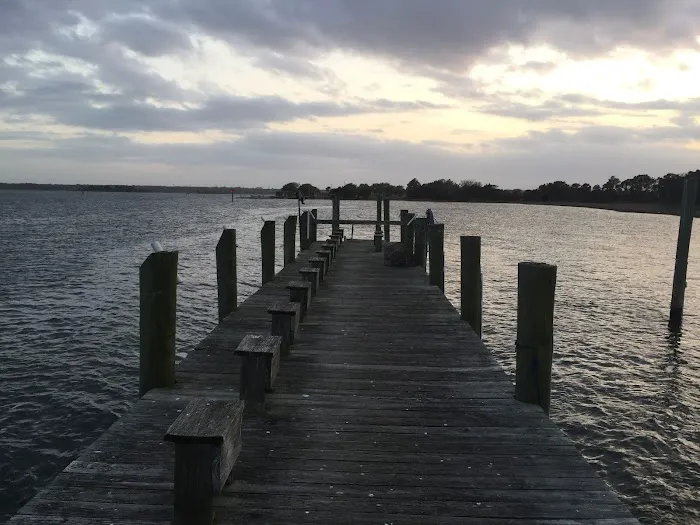Riverfront RV Park & Marina Picture 3