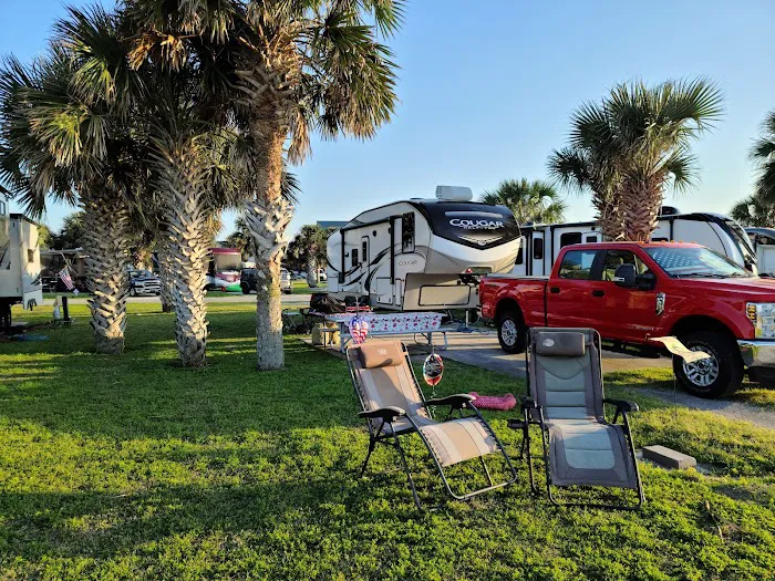 Pelican Roost RV Park Picture 6