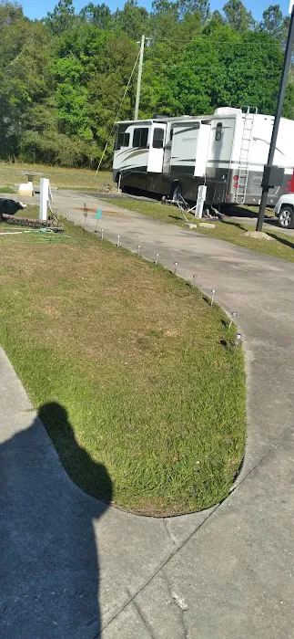 Kiki RV Park Picture 3