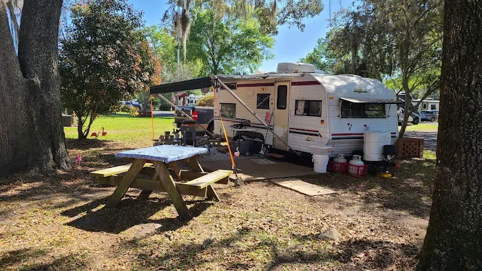 Kelly's Countryside RV Park Picture 2