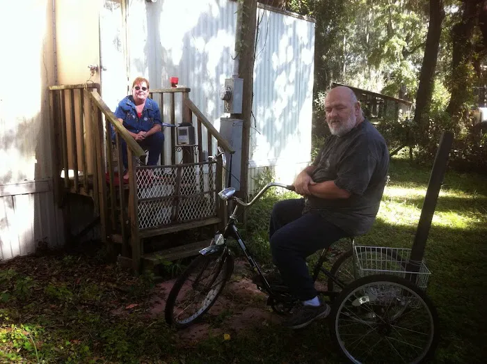 River Oaks Mobile Home Park Picture 3