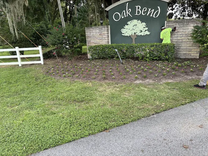Oak Bend Picture 8