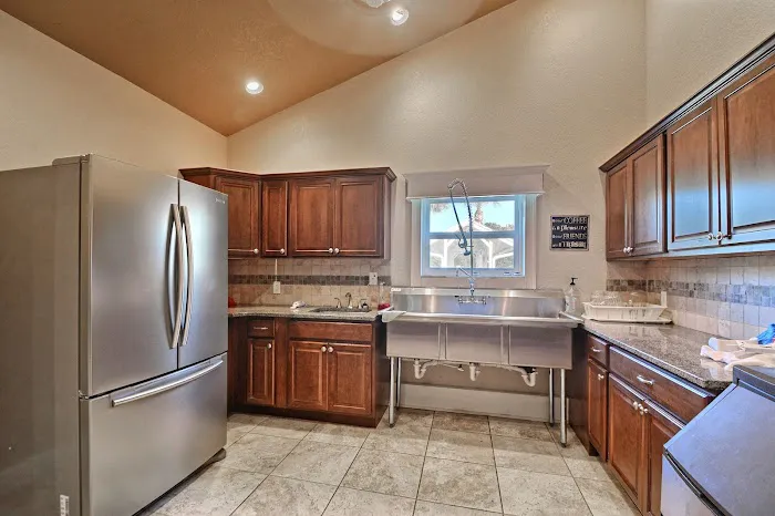 Sunlake Estates Picture 7