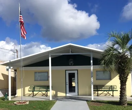 Candlelight Mobile Home Park Picture 1