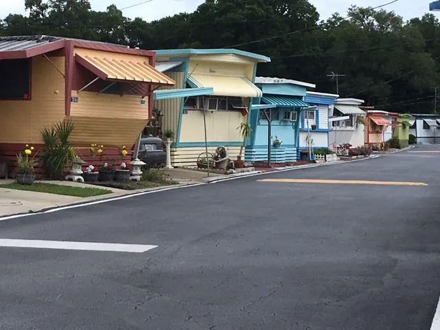 Candlelight Mobile Home Park Picture 10