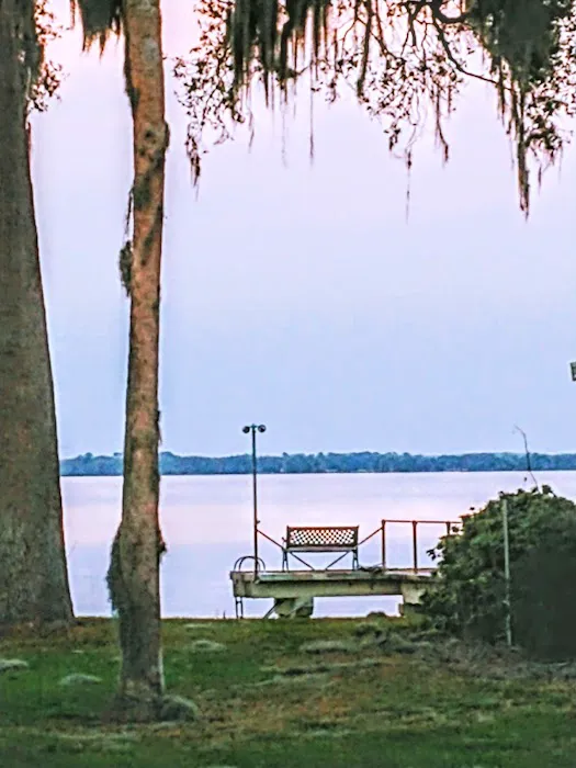 Palm Shores Mobile Home & RV Picture 4