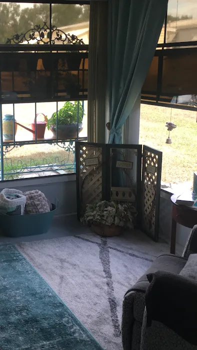 Midway Manor RV Park(55+) Picture 9