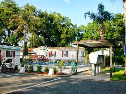 Sunshine Mobile Home Park Picture 2