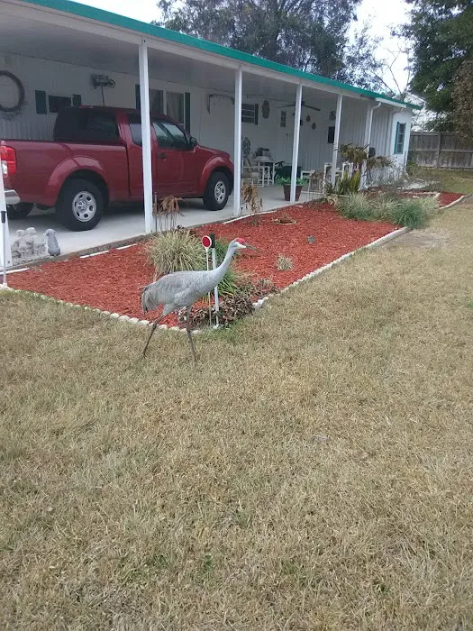 Lady Lake Mobile Home Park Picture 4