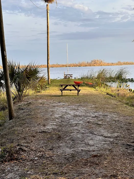 Lakeside Haven RV Park Picture 3