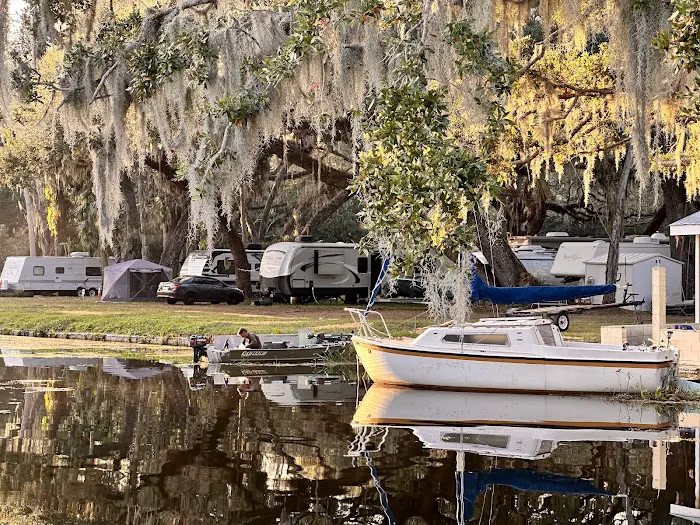 Lakeside Haven RV Park Picture 5