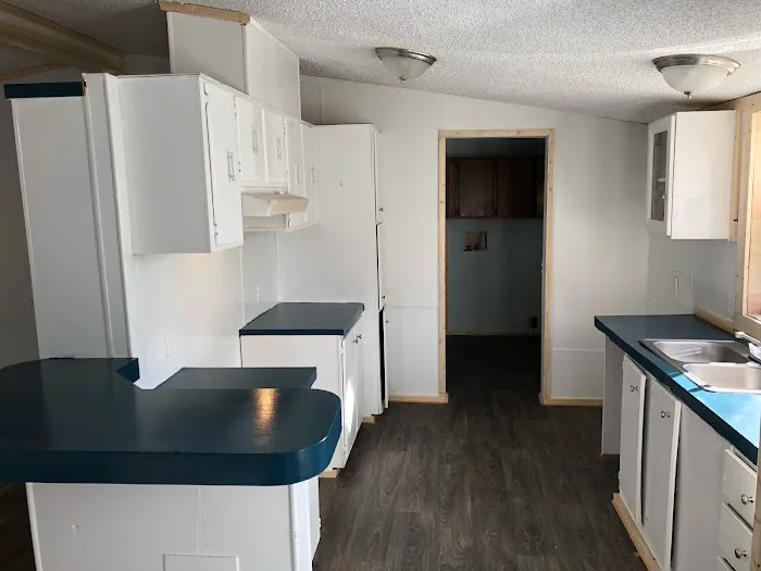 South Court Mobile Home Park Picture 1