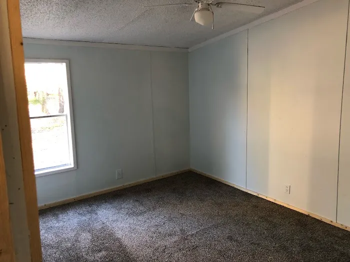 South Court Mobile Home Park Picture 5