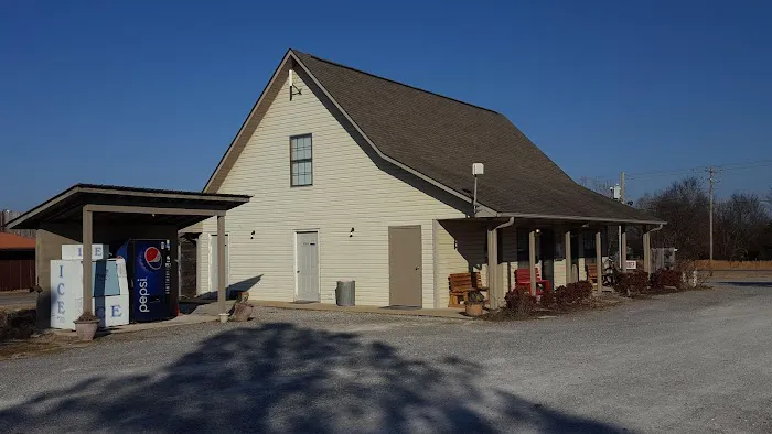 Rustic Pines RV Park Picture 2