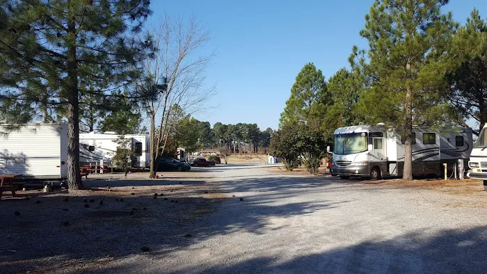 Rustic Pines RV Park Picture 9