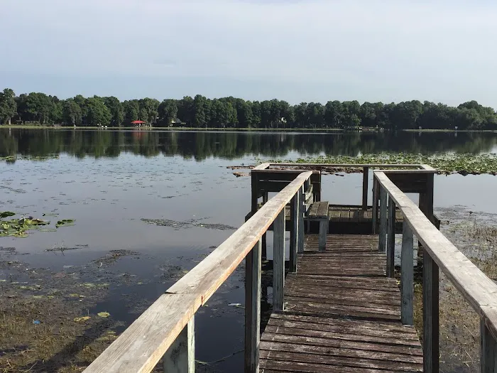 Leeson's Lakeshore MHC Picture 2