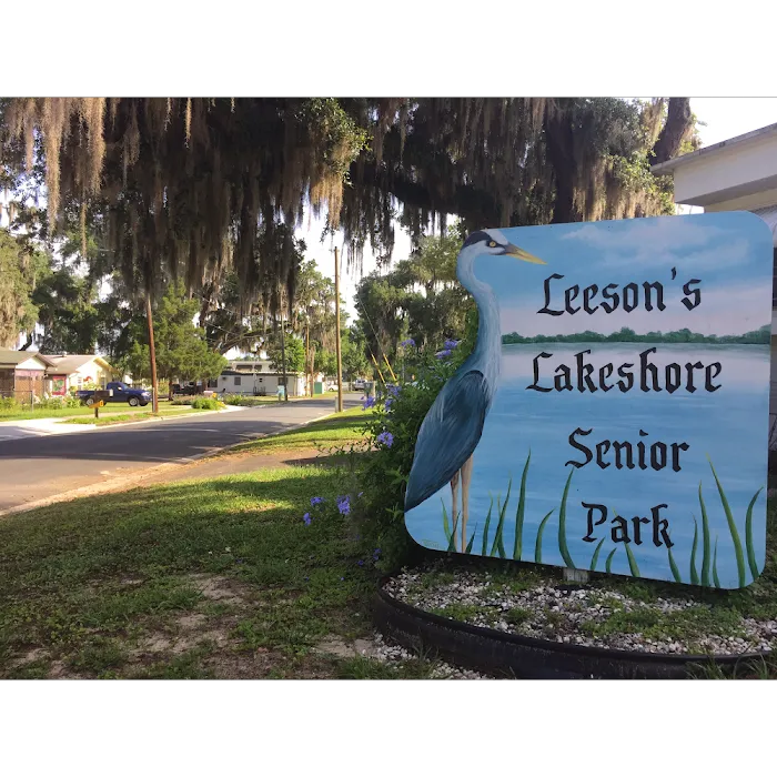 Leeson's Lakeshore MHC Picture 9