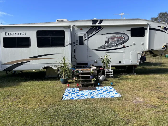 Roamin' Home RV Park Picture 2