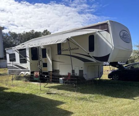 Roamin' Home RV Park