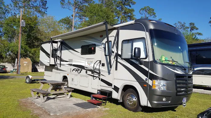 Okefenokee RV Park Picture 10