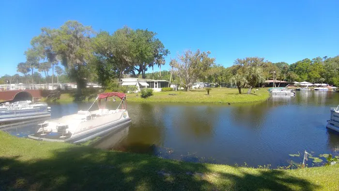 Tiki Village Mobile Park Picture 10