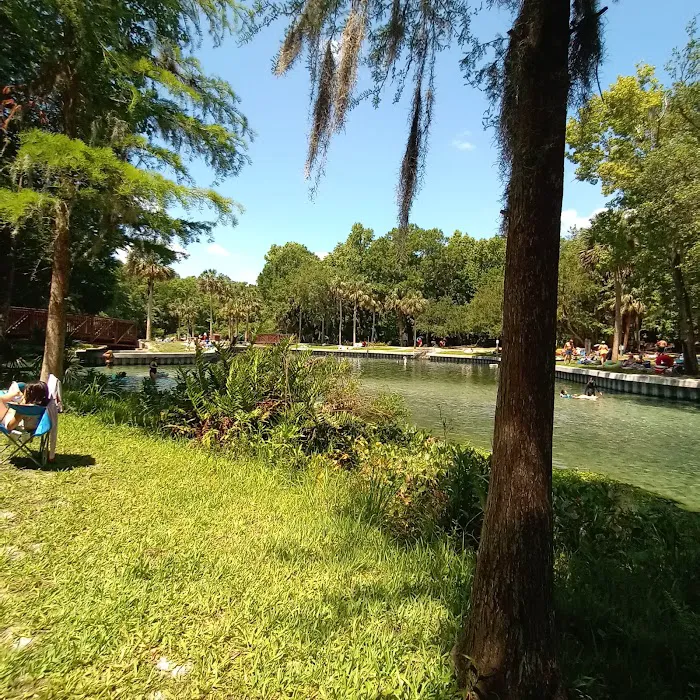 Rock Springs Mobile Home Park Picture 6