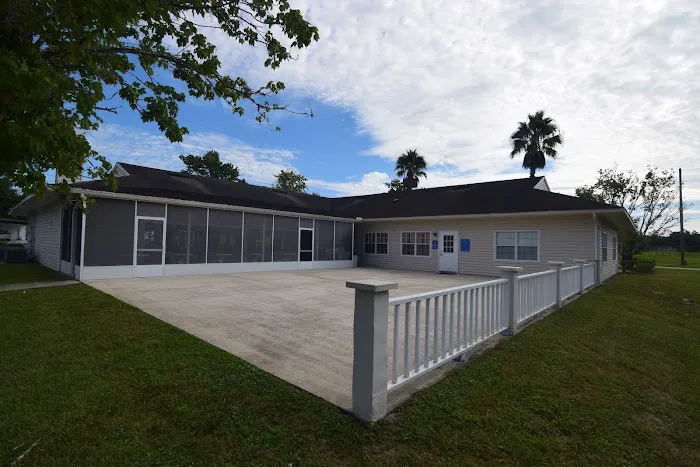 Country Village Manufactured Home Community Picture 10