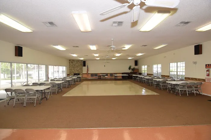 Country Village Manufactured Home Community Picture 8