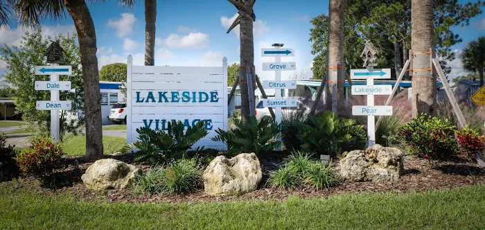 Lakeside Village Picture 6