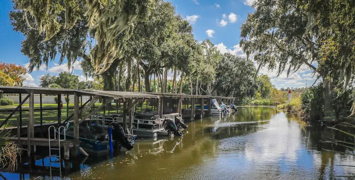 Lakeside Village Picture 5