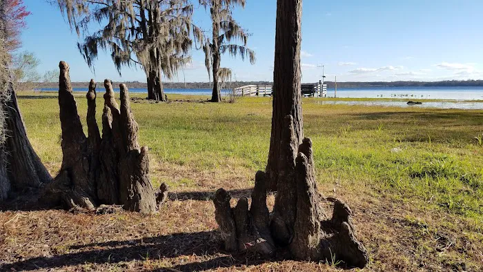 Lake Ashby Mobile Home Park Picture 8