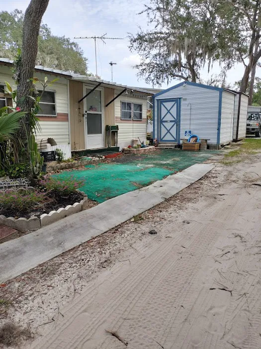 Paradise Lakes MH & RV Picture 2