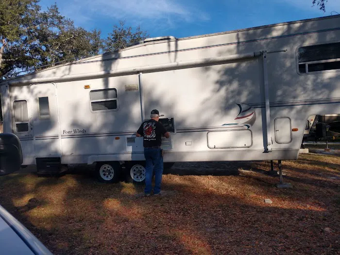 Paradise Lakes MH & RV Picture 5