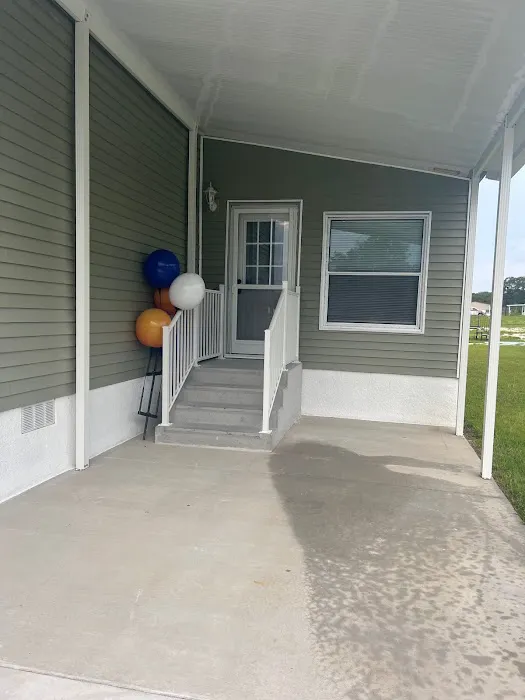 Leesburg Landing Picture 8