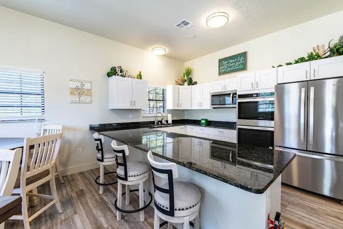 Palm Ridge 55+ Manufactured Home Community Picture 4