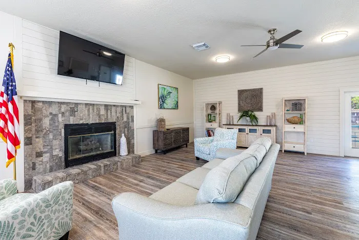 Palm Ridge 55+ Manufactured Home Community Picture 7