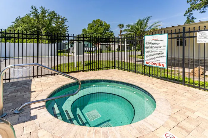 Palm Ridge 55+ Manufactured Home Community Picture 6
