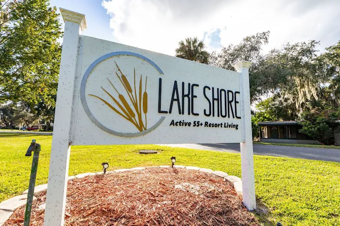 Lake Shore 55+ Manufactured Home Community Picture 8