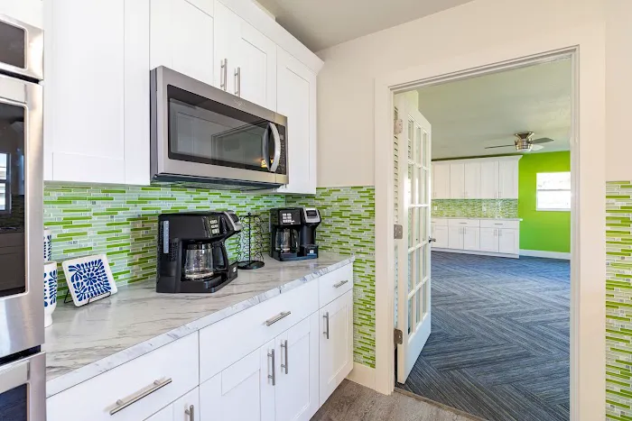 Lake Shore 55+ Manufactured Home Community Picture 7