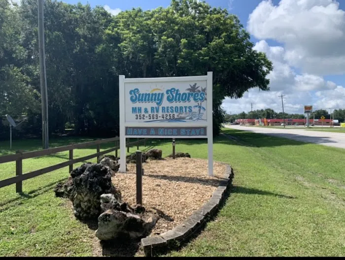 Sunny Shores MH & RV Resort Picture 9