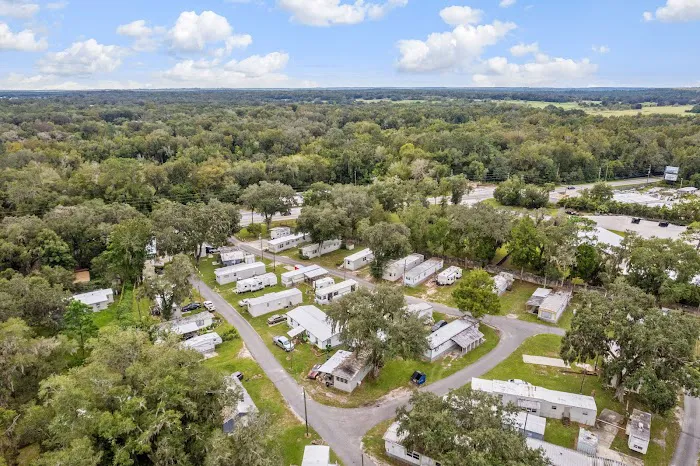Tall Oaks Village Mobile Home Park & RV Park Picture 6