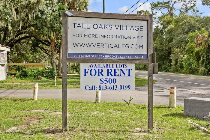 Tall Oaks Village Mobile Home Park & RV Park Picture 2