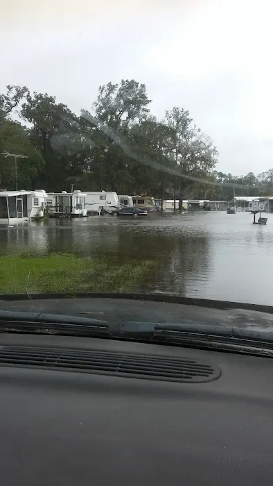 Lakeside Mobile Manor Picture 9
