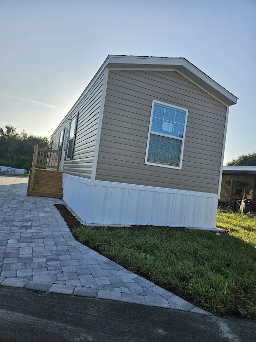 Oak Lane Mobile Home Park Picture 2