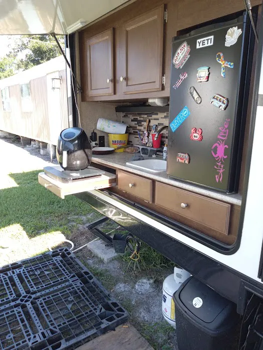 Park Avenue Mobile Park Picture 10