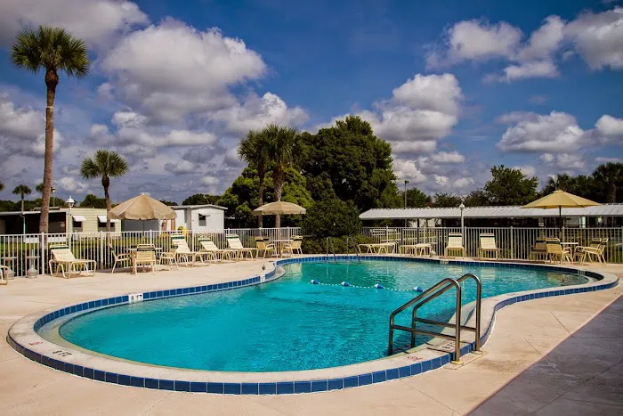 Quail Hollow Mobile Home Park Picture 3